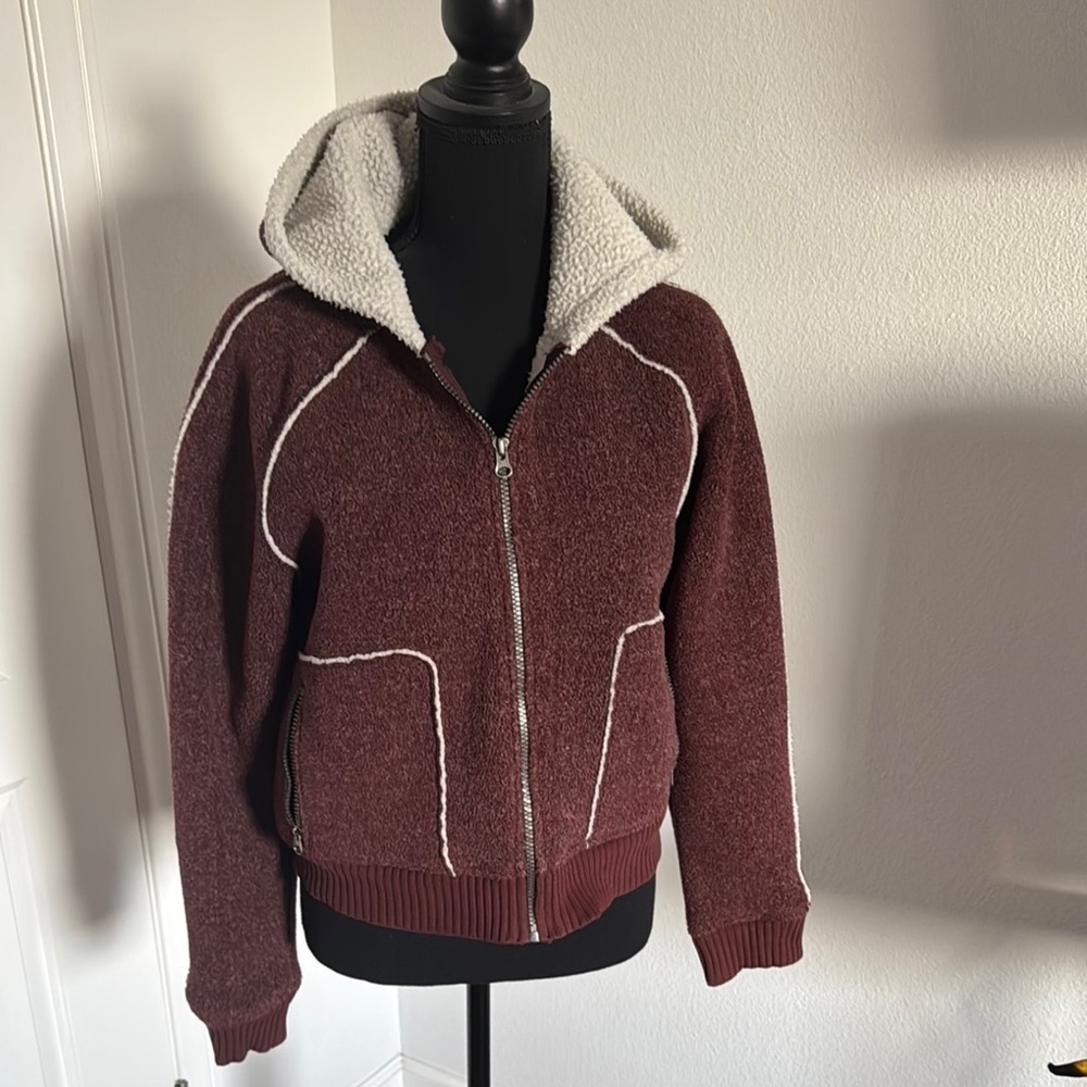 Sashimi Chic Burgundy Sherpa Lined Hooded Fleece Jacket Large